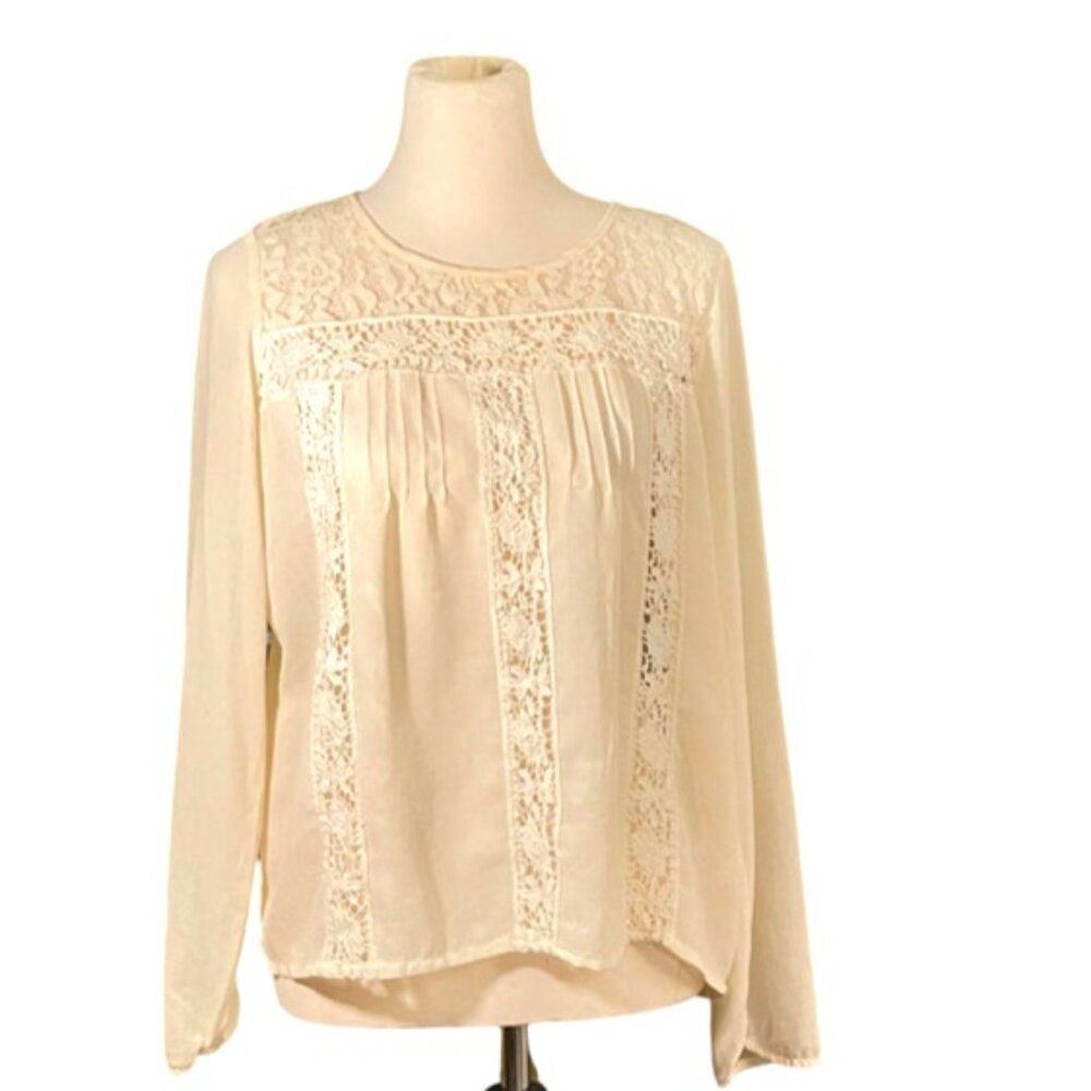 Creamy lace sheer top M